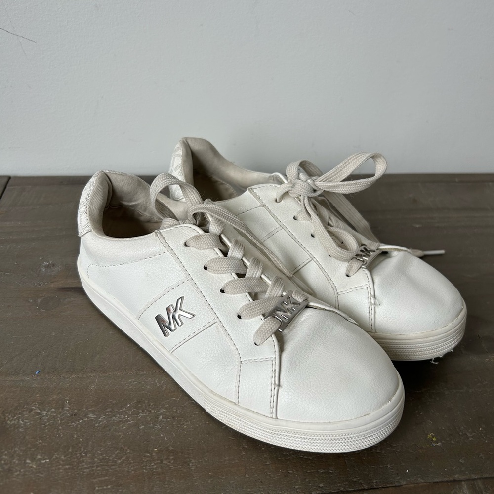 Michael Kors Girls Off-White Leather MK Logo Low-Top Sneakers
